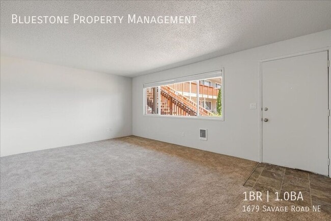 Photo - 1679 Savage Rd NE