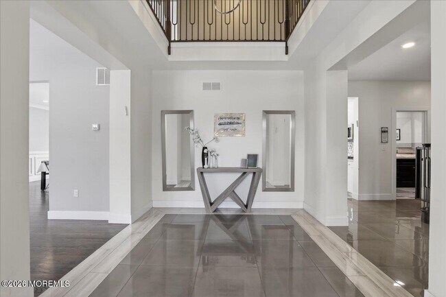 Photo - 475 Monmouth Pl