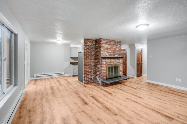 Photo - NEW REMODEL ~ Beautiful 3 Bed, 1 Bath Rental Home in Milwaukie!