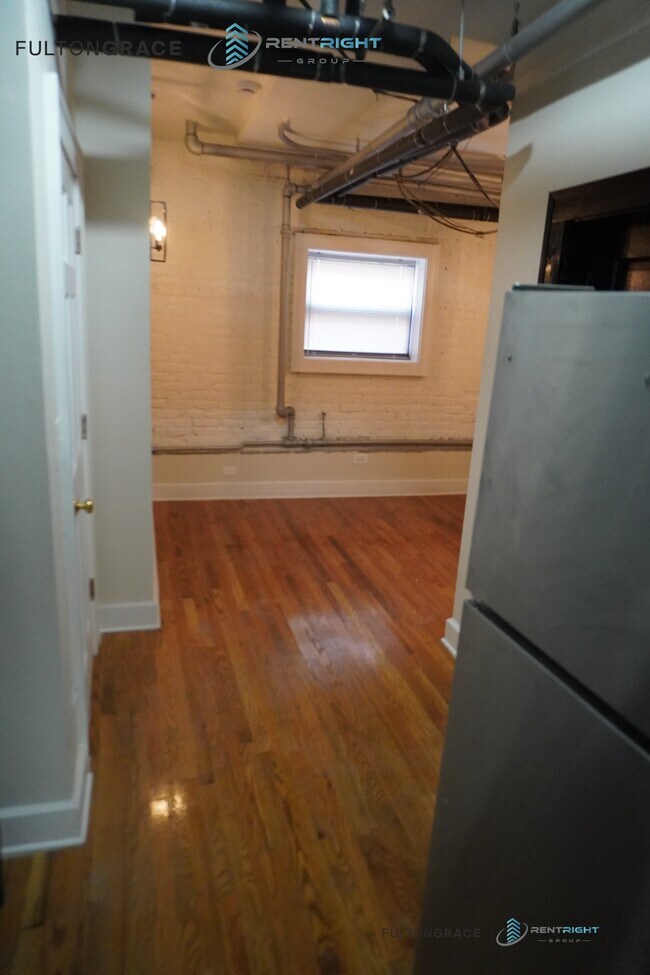 Photo - 1700-1710 W Albion Unit 1708 - GARDEN