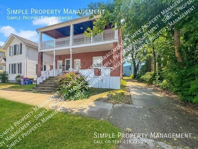 Photo - 742 4th St NW Apartamento