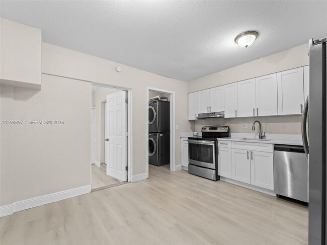 Photo - 5880 NW 19th St Unit A