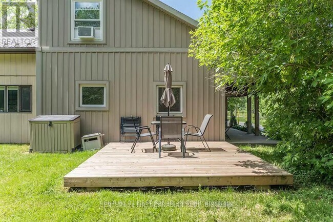 Photo - 705 Conservation Dr