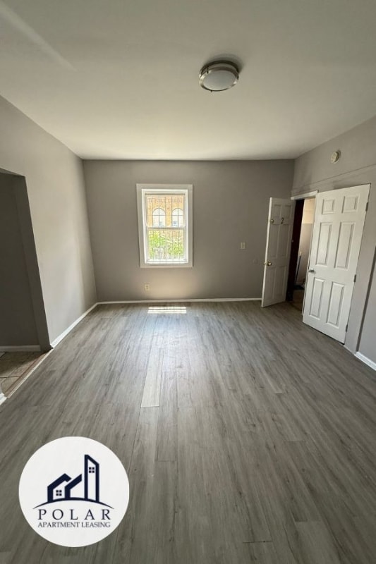 Building Photo - 313 E Jersey St Rental