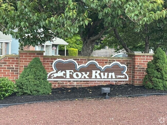 Building Photo - 1201 N Main St Unit 20 Fox Run Rental