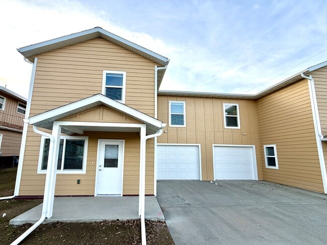 Building Photo - 1904 N Harris St Unit A