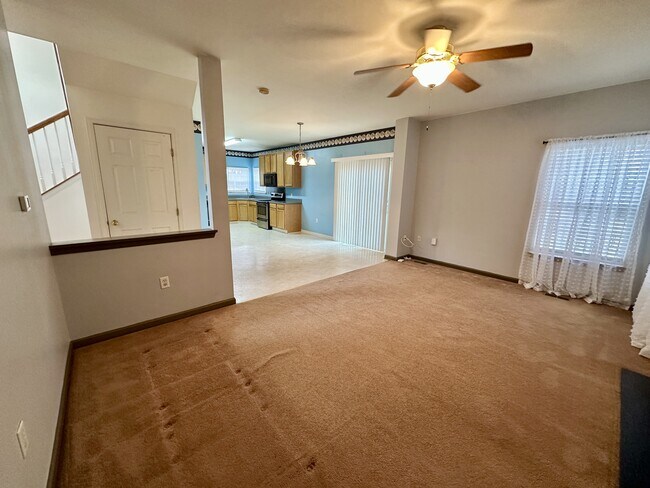 Photo - 30 Kristin Ct