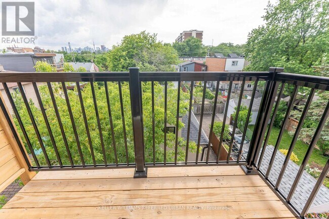 Photo - 352 Jones Ave