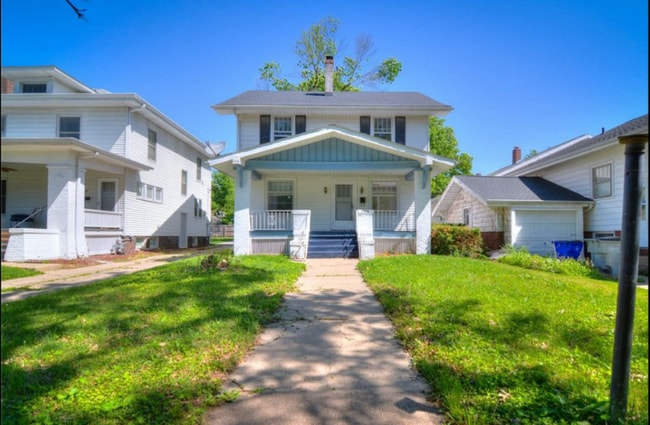 Photo - 1416 W Decatur St House