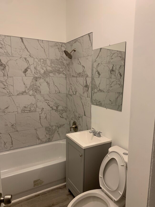 Photo - 5431 S Wolcott Ave Unit Wolcott  1