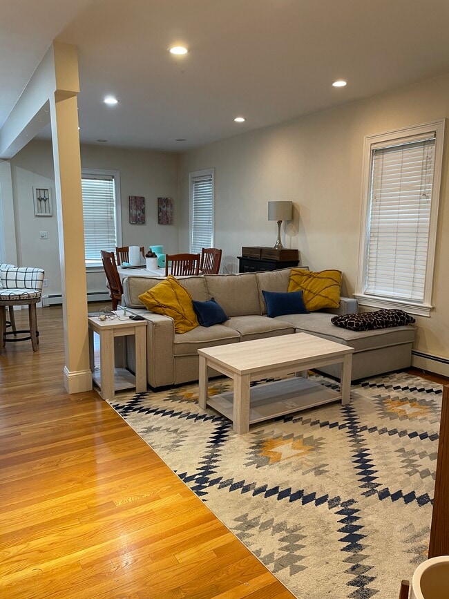 Photo - 180 L St Unit 1