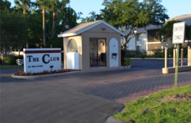 Building Photo - 8205 Sun Spring Cir Unit B1