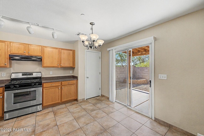 8459 N Placita De La Manzana