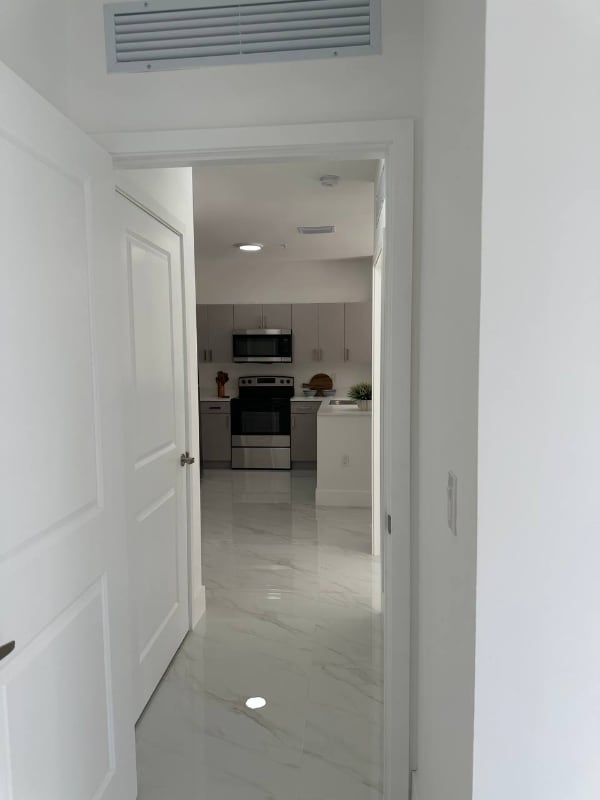 Photo - 1453 W 29th St