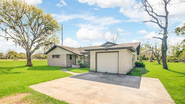 Photo - 20244 County Rd 510W