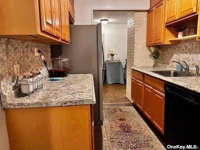 Photo - 196 Deforest Rd