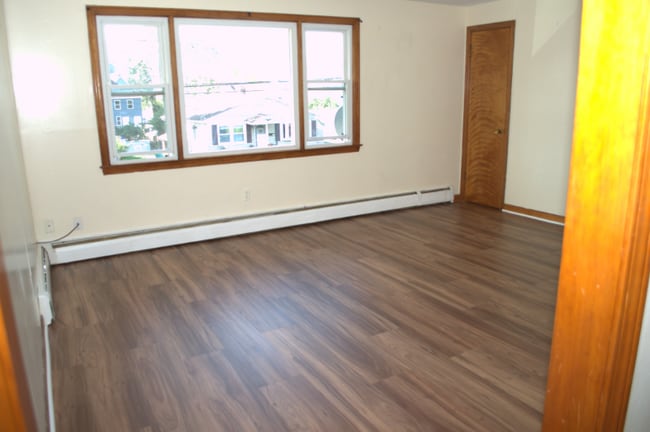 Photo - 12 Maple Ave Unit #2