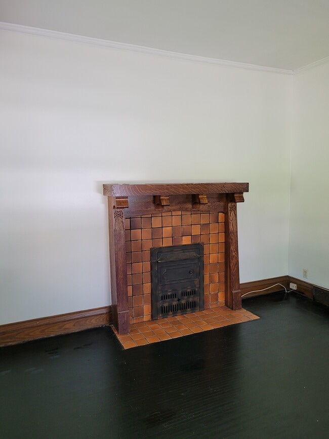 Photo - 287 Electric Ave