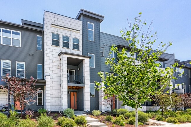 Photo - Modern Central Park Townhome with Rooftop Mountain Views