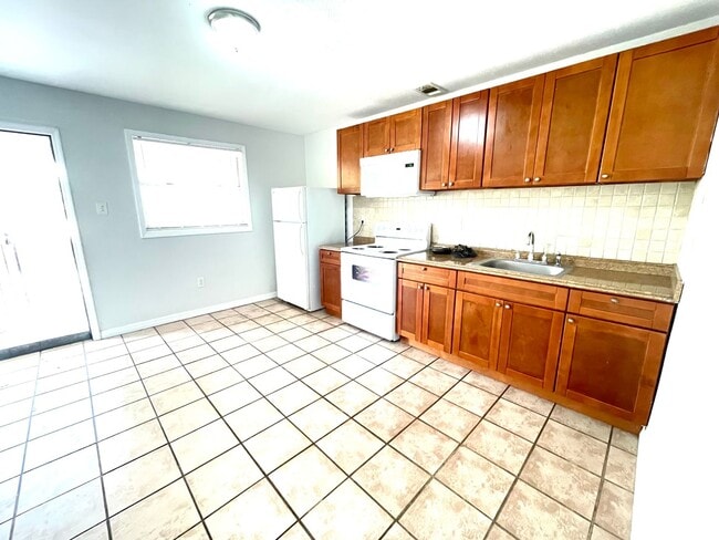 Photo - 2610 Durham St Unit Apt B