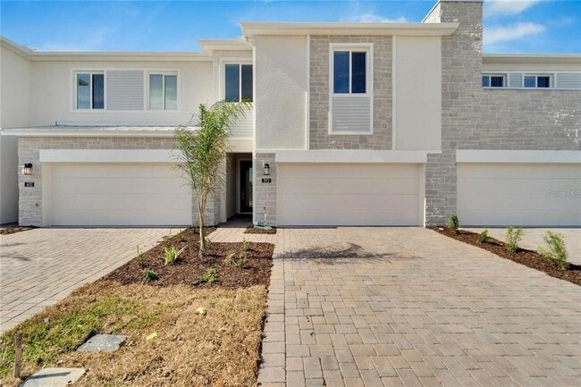 Photo - 392 Nine Iron Dr