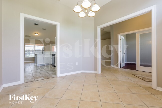 Photo - 3811 Trenton Ln