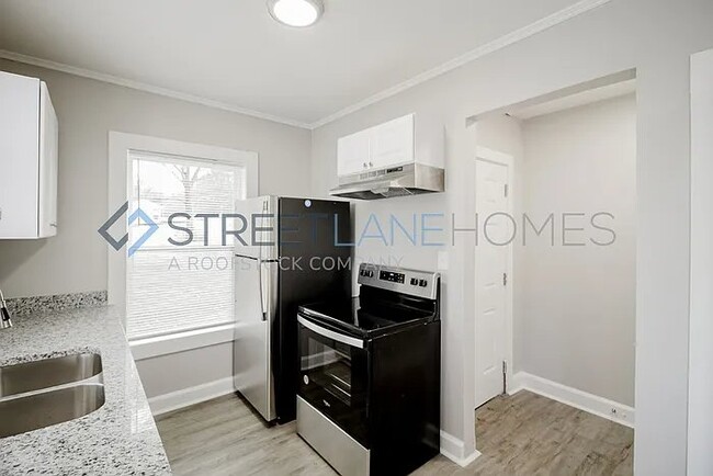 Photo - 8203 4th Ave S