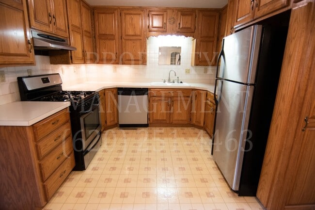 Photo - 4 Bedroom 2 Bath