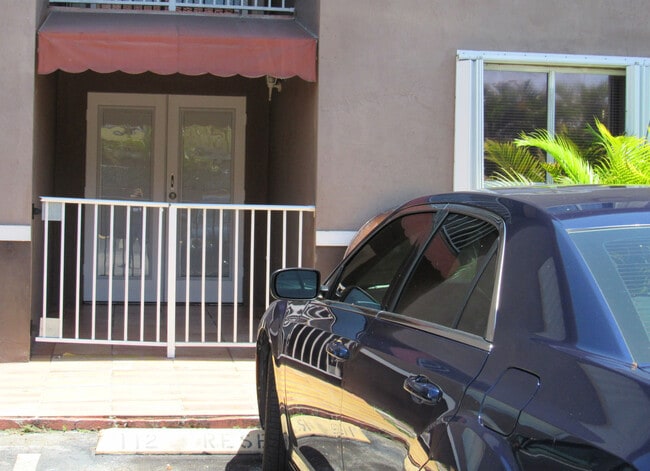 Building Photo - 2925 W 80th St Unit 112