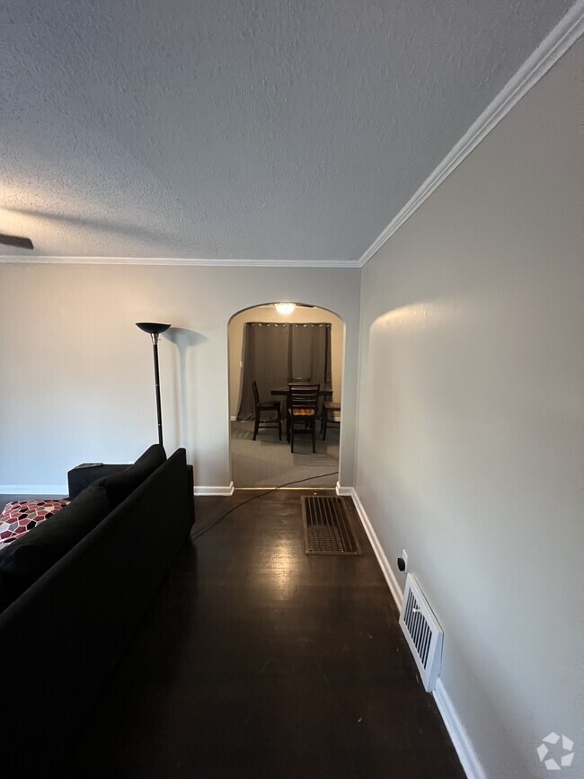 Building Photo - 1101 Pomeroy St Rental