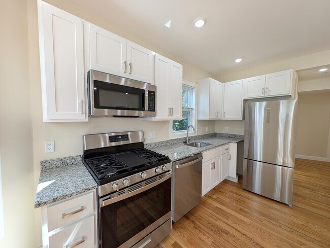 Photo - 22 Holyoke Rd Unit 2
