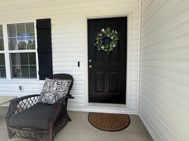 Photo - 613 Pershing Dr
