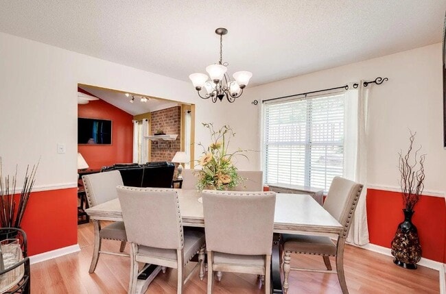 Photo - 250 Lafayette Dr