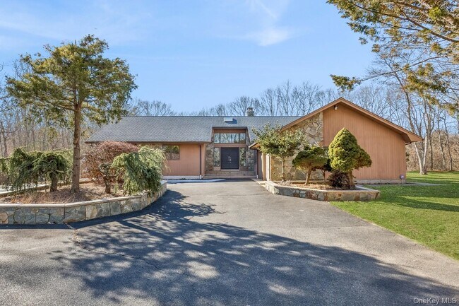 2905 Private Rd