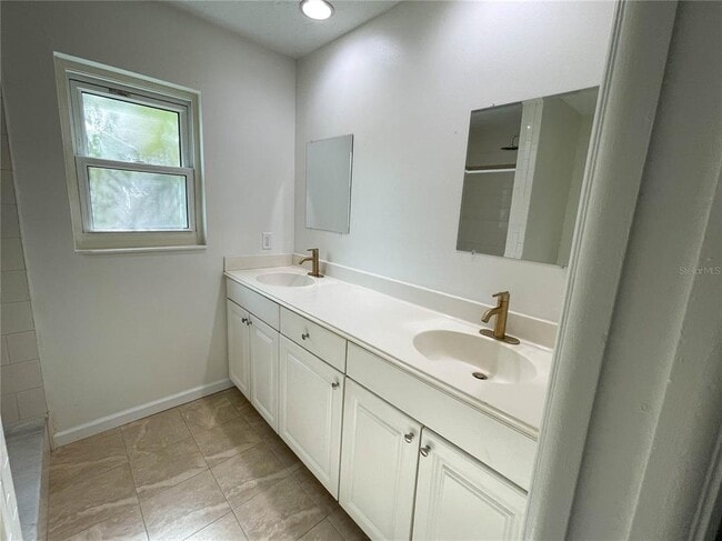 Photo - 2547 Wood Oak Dr