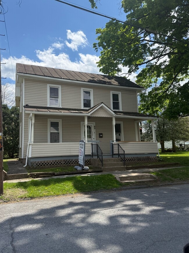 Building Photo - 69 Broad St