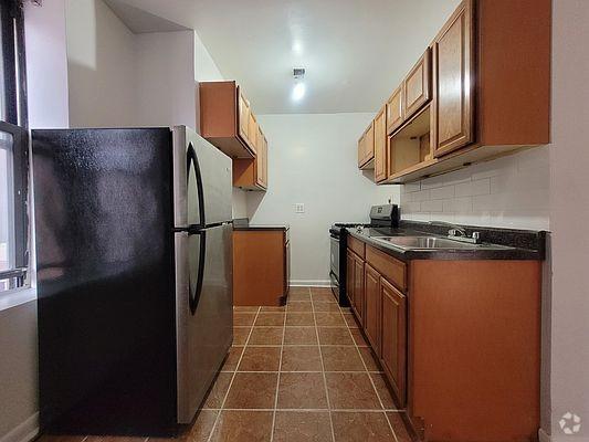 Building Photo - 0 bedroom in BRONX NY 10471 Unit 2L Rental