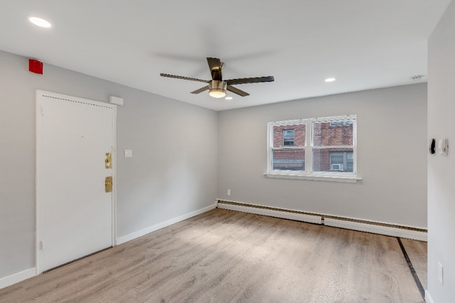 Photo - 905 E Cliveden St Unidad B202