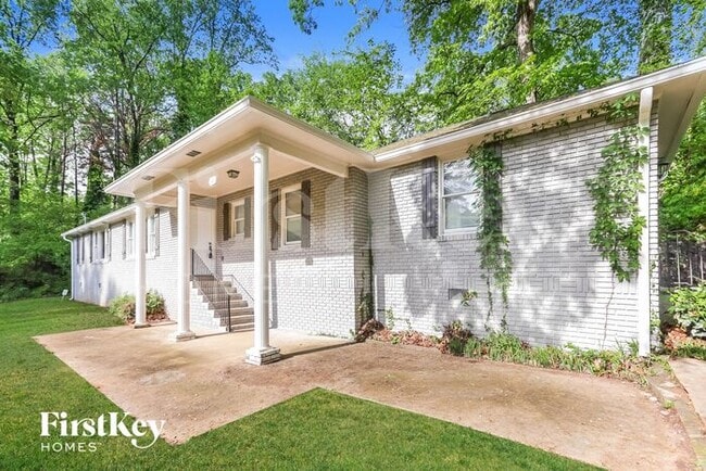 Photo - 1980 Harold Ave SE