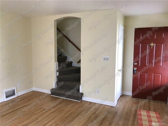 Photo - 2318 Woodburn Ave