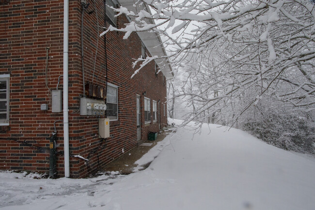 Entrada (¡no siempre nieva tanto!) - 1399 North Carolina Hwy 105 Bypass Unidad 2