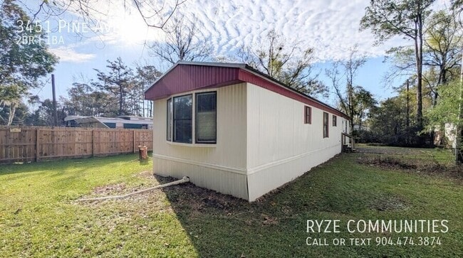 Photo - 3451 Pine Ave