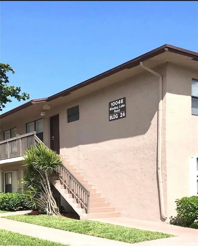 Photo - 10046 Winding Lake Rd Unidad 202