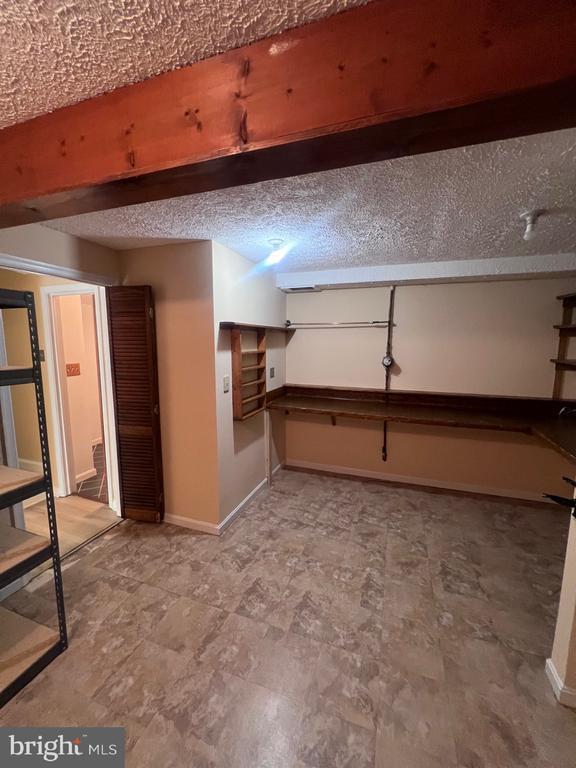 Photo - 214 Fairfield Dr