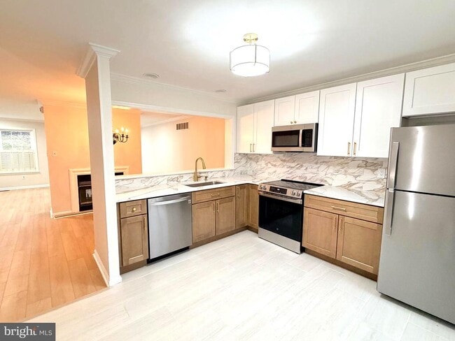 Photo - 2305 Westfield Ct