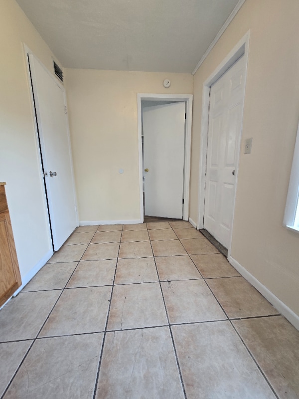 Photo - 1032 S Nova Rd