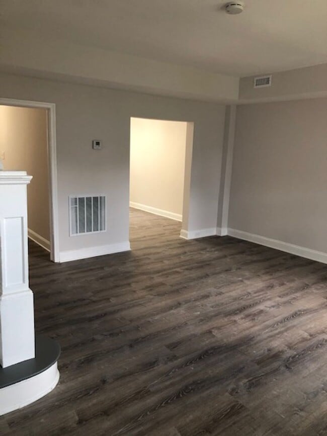 Photo - Beautiful and ready to move in 3 Bedroom, ...