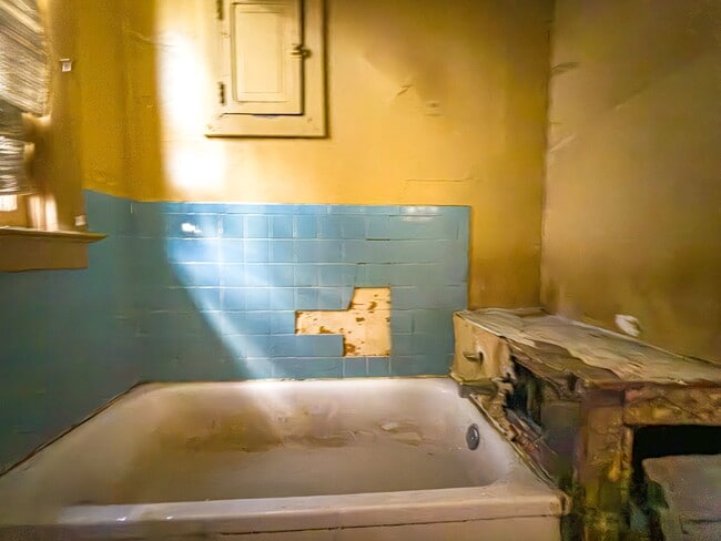 Photo - 1136 Reservoir Ave