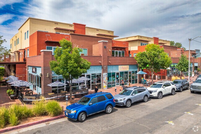 Primary - Bricklight District