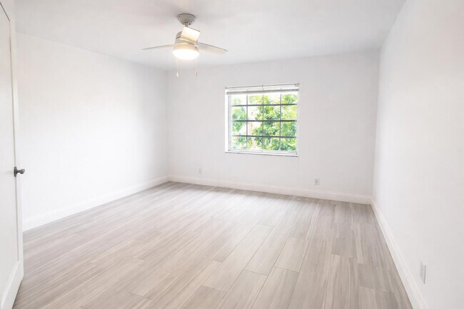 Photo - 6521 Bay Club Dr Unidad 4